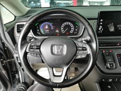 Honda Odyssey 2.0L e:HEV Sharp Premium Edition - ფოტო 11