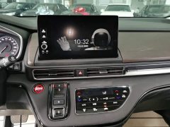 Honda Odyssey 2.0L e:HEV Sharp Premium Edition - ფოტო 13