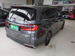 Honda Odyssey 2.0L e:HEV Sharp Premium Edition - ფოტო 7