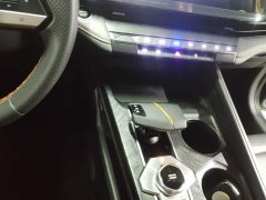 Changan UNI-V 2023 1.5T Premium Edition - ფოტო 10