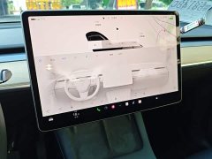 Tesla Model Y Rear-Wheel Drive - ფოტო 13
