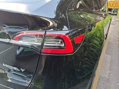 Tesla Model Y Rear-Wheel Drive - ფოტო 8