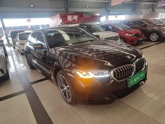 BMW 5 Series 530Li Premier M Sport Package - ფოტო 4