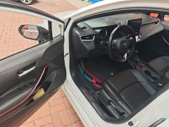 Toyota Corolla Hybrid 1.8H E-CVT Sport - ფოტო 16