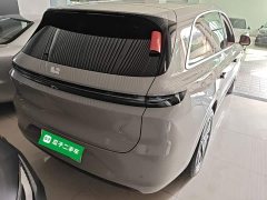 Li Auto L6 Pro - ფოტო 7