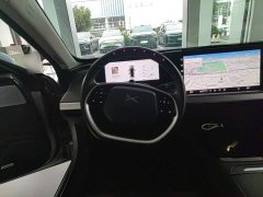 XPeng P7 P7i 610 Peng Wing Performance Edition - ფოტო 11