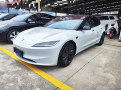 Tesla Model 3 2023 Rear-Wheel Drive - ფოტო 1
