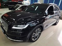 Lincoln Explorer 2.0T AWD Premium - ფოტო 2