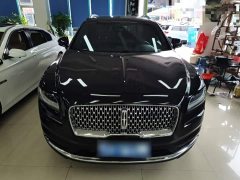 Lincoln Explorer 2.0T AWD Premium - ფოტო 3