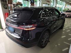 Lincoln Explorer 2.0T AWD Premium - ფოტო 7
