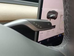 Tesla Model Y Standard Range RWD - ფოტო 14