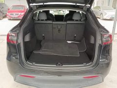 Tesla Model Y Standard Range RWD - ფოტო 19