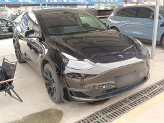 Tesla Model Y Standard Range RWD - ფოტო 4
