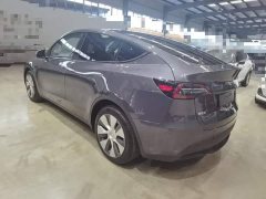 Tesla Model Y Long Range All-Wheel Drive 3D7 - ფოტო 5