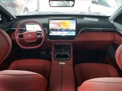 Dongfeng eπ008 210Max Extended Range 6-Seater - ფოტო 10