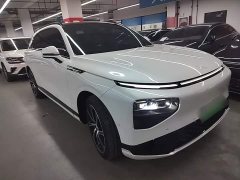 XPeng G9 570 Pro - ფოტო 4