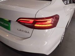 Volkswagen Lavida 1.5L Automatic Deyi Edition - ფოტო 8