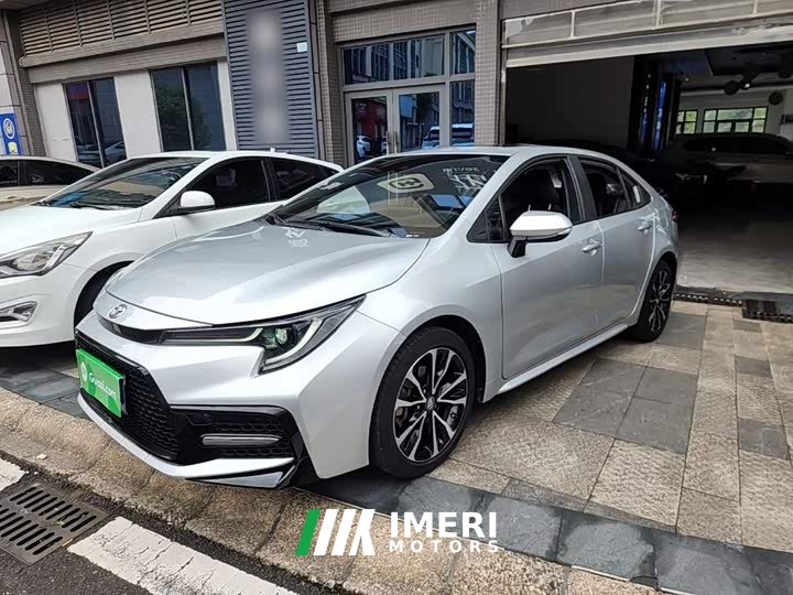 Toyota Corolla 1.8L CVT Sport - ავტომობილი ჩინეთიდან