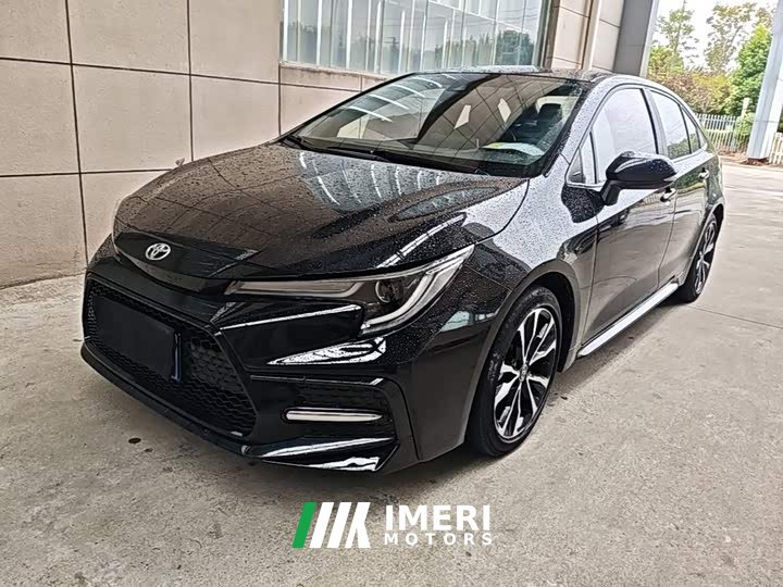 Toyota Corolla 1.8L CVT Sport - ავტომობილი ჩინეთიდან