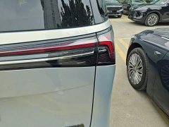 Buick GL8 New Energy Lusang Respect Edition - ფოტო 8
