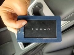 Tesla Model 3 Performance All-Wheel Drive - ფოტო 9