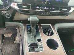 Toyota Gravia 2.5L Hybrid Comfort Edition - ფოტო 14