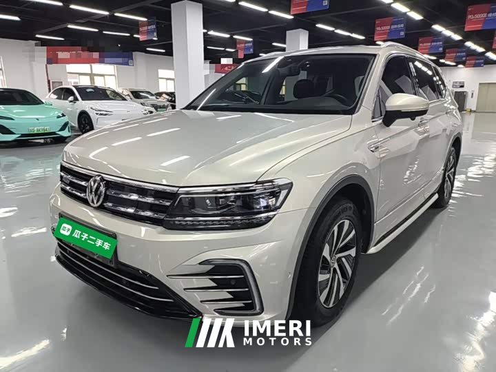 Volkswagen Tiguan L Plug-in Hybrid 430PHEV Plug-in Hybrid Premier Edition