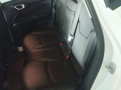 Jeep Compass 220T Automatic Elite - ფოტო 17