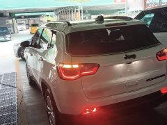 Jeep Compass 220T Automatic Elite - ფოტო 5