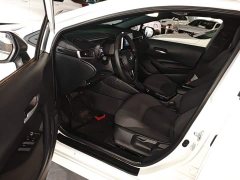 Toyota Corolla 2023 1.8L CVT Luxury - ფოტო 16