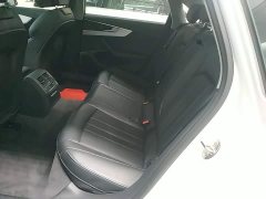 Audi A4L 2022 40 TFSI Fashion Dynamic - ფოტო 17