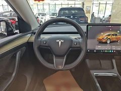 Tesla Model Y 2022 Facelift Rear-Wheel Drive - ფოტო 11