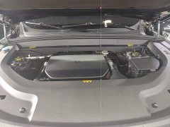 Li Auto L8 Max - ფოტო 20