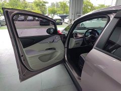 BYD Dolphin 405km Fashion Edition - ფოტო 16