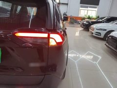 Toyota RAV4 2.0L CVT FWD Style Edition - ფოტო 8