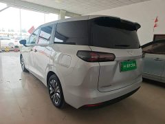 Wuling Starlight 730 New Energy PHEV 125km Luxury - ფოტო 5