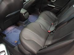 Mercedes-Benz EQE 500 4MATIC Luxury - ფოტო 17