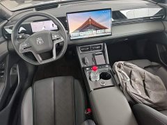 BYD Qin L EV 545KM Yunzhan Edition - ფოტო 10