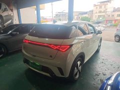 BYD Dolphin 420km Fashion Edition - ფოტო 7