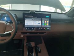 Changan UNI-Z 2025 1.5T Premium Edition - ფოტო 13