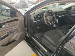 Volkswagen Passat 380TSI Longxiang Edition - ფოტო 16