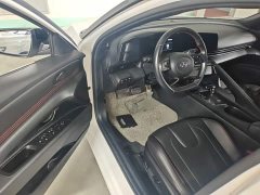 Hyundai Elantra 240TGDi DCT LUX Luxury Edition - ფოტო 16