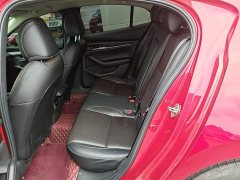 Mazda 3 Axela 2020 1.5L Automatic Quality Edition - ფოტო 17