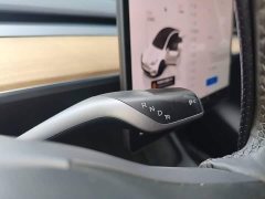 Tesla Model Y Performance All-Wheel Drive - ფოტო 14