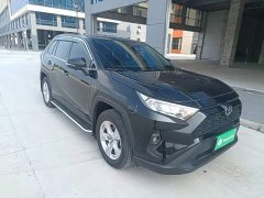 Toyota RAV4 2.0L CVT FWD Urban Edition - ფოტო 4
