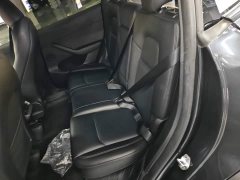 Tesla Model Y Rear-Wheel Drive - ფოტო 17