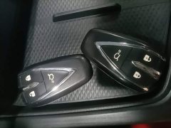 Changan UNI-T 2020 1.5T Premium - ფოტო 9