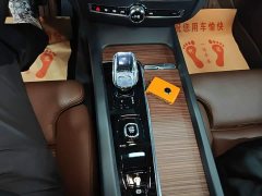 Volvo S60 B4 Smart Luxury Edition - ფოტო 14