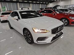 Volvo S60 B4 Smart Luxury Edition - ფოტო 4