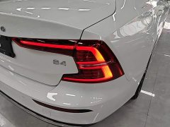 Volvo S60 B4 Smart Luxury Edition - ფოტო 8